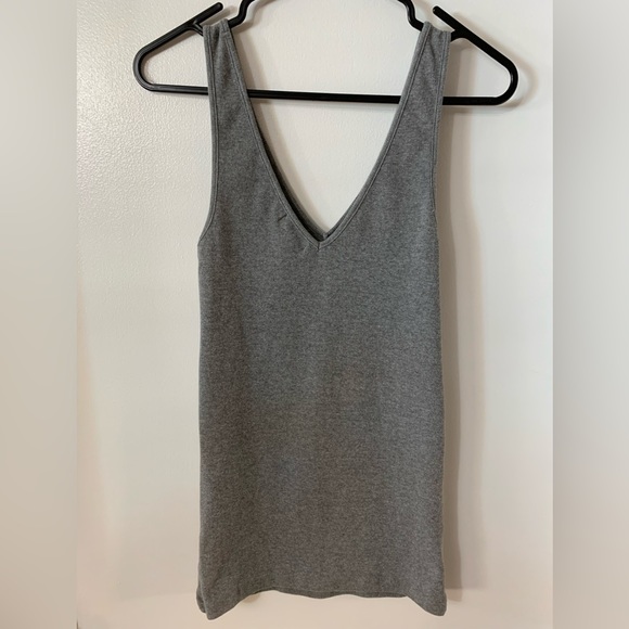 GAP tank top - Picture 3 of 3